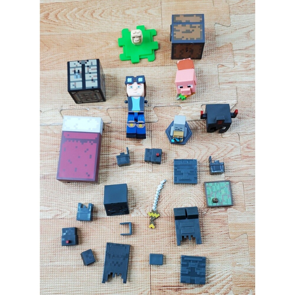 Minecraft Figures Animals Blocks Weapons Toy Lot of 26